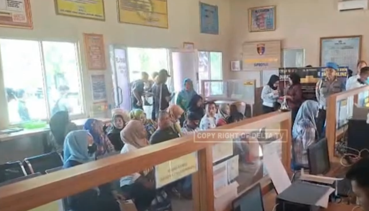 PEMOHON-SKCK-MEMBLUDAK-DIDOMINASI-OLEH-PARA-TENAGA-HONORER-YANG-DINYATAKAN-LULUS-P3K-YouTube-09-15-2025_10_10_PM